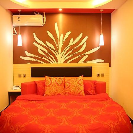 Gaoliu Thank Inn Chain Hotel Shandong Weifang Qingzhou Railway Station מראה חיצוני תמונה