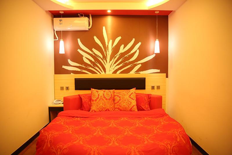 Gaoliu Thank Inn Chain Hotel Shandong Weifang Qingzhou Railway Station מראה חיצוני תמונה
