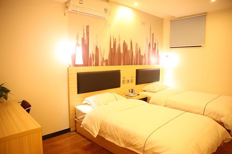 Gaoliu Thank Inn Chain Hotel Shandong Weifang Qingzhou Railway Station מראה חיצוני תמונה